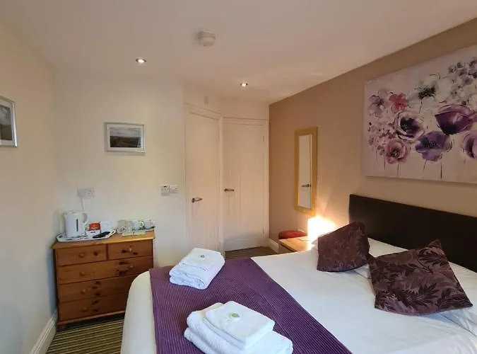 The Courtyard Rooms